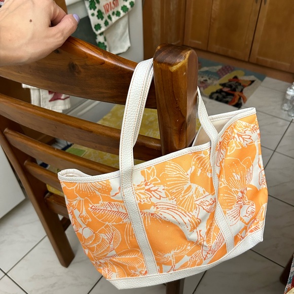 Clinique Handbags - Clinique Orange and White Floral Canvas Tote